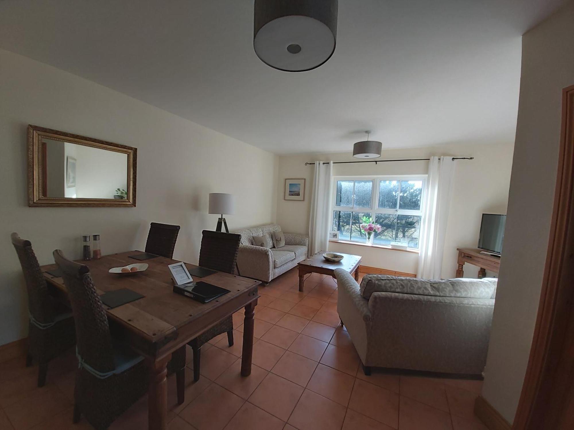 Shanakeever Farm - 2 Bedroom Apartment Clifden Rum bild